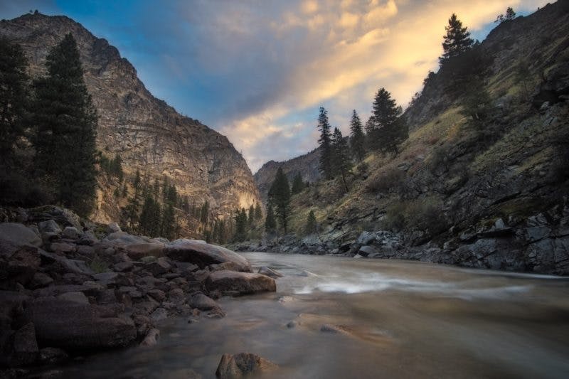 Sunrise at Elk Bar looking downriver into Impassable Canyon.