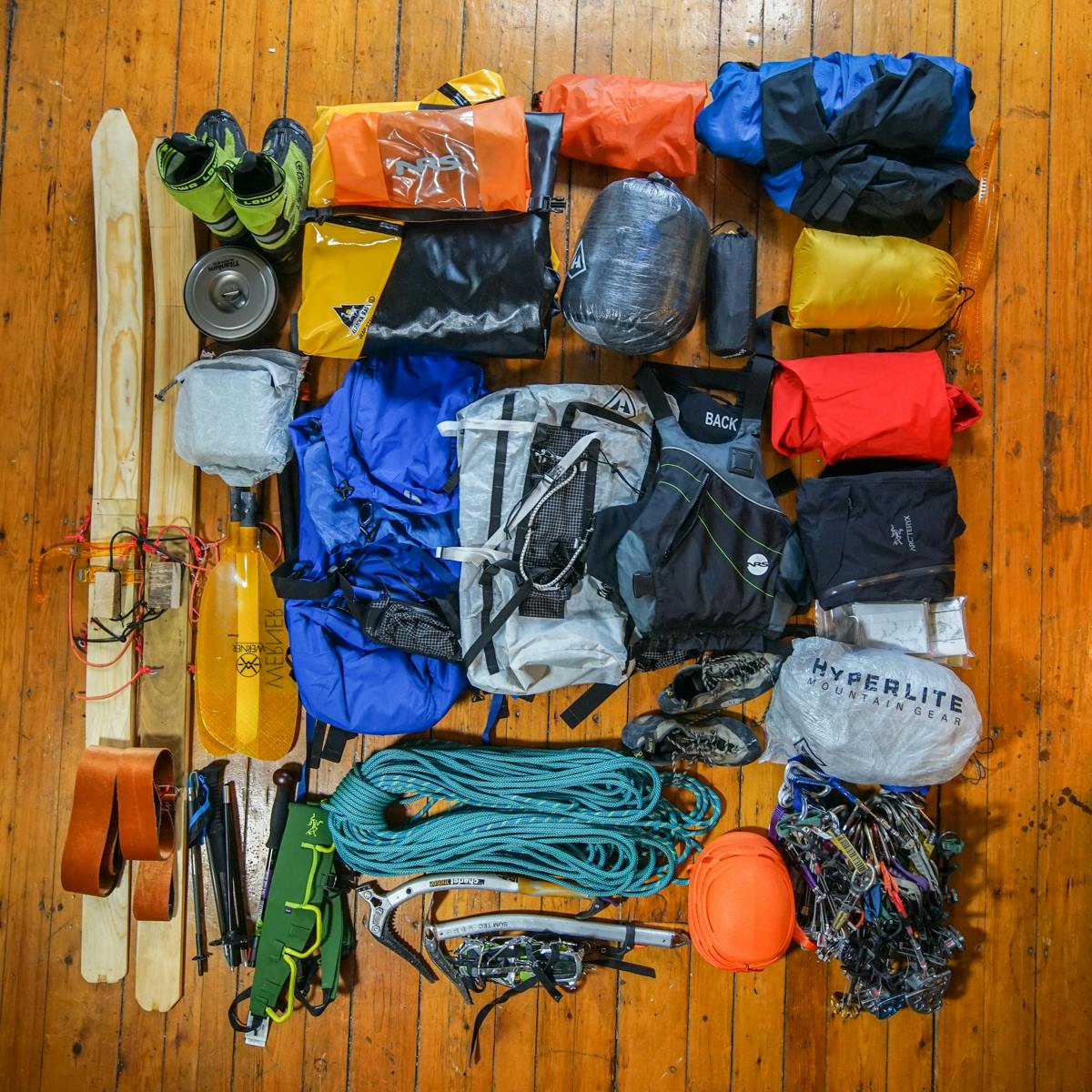 Adventurer and artist Craig Muderlak took a pretty extensive amount of gear on his multi-sport (ski, hike, packraft, climb) adventure to Alaska in 2016.