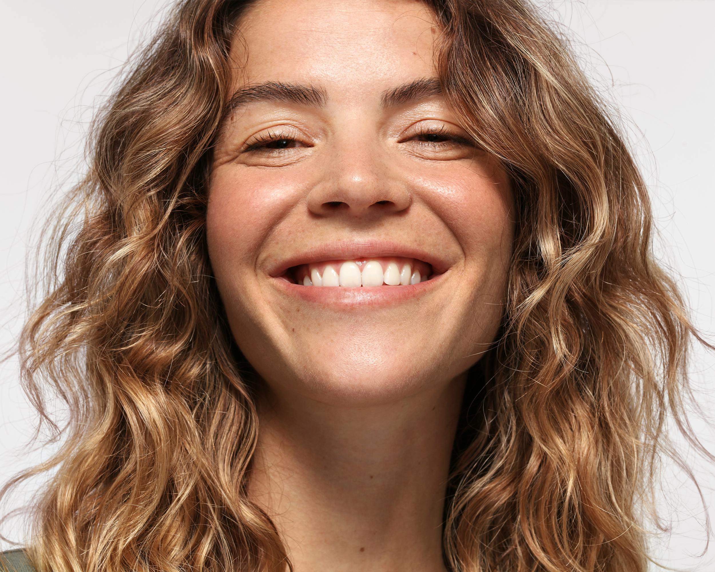 Essen nach der Dentalhygiene: Tipps für ein strahlendes Lächeln Essen nach der Dentalhygiene: Tipps für ein strahlendes Lächeln