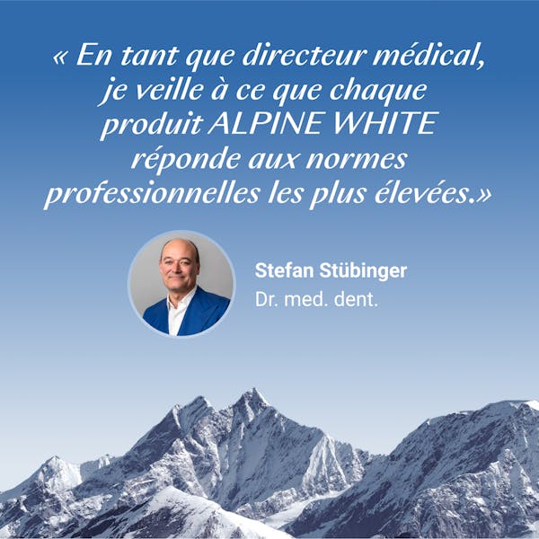 Dentifrice Blanchissant Sensitivity Relief Alpine White, spécialement conçu pour les dents sensibles. Blanchiment doux, soulagement durable de la sensibilité, formule suisse végane sans peroxyde.