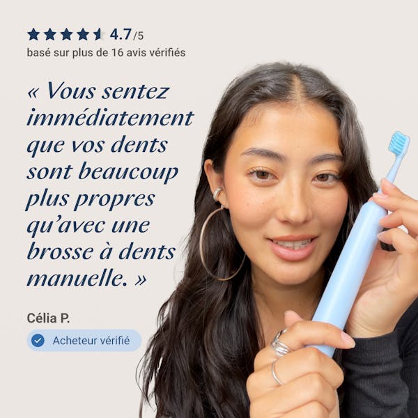 Têtes de brosse Alpine White pour brosse à dents sonique, avec poils souples antibactériens et forme compacte. Assurent un nettoyage efficace, doux pour vos dents et gencives. Développées en Suisse.
