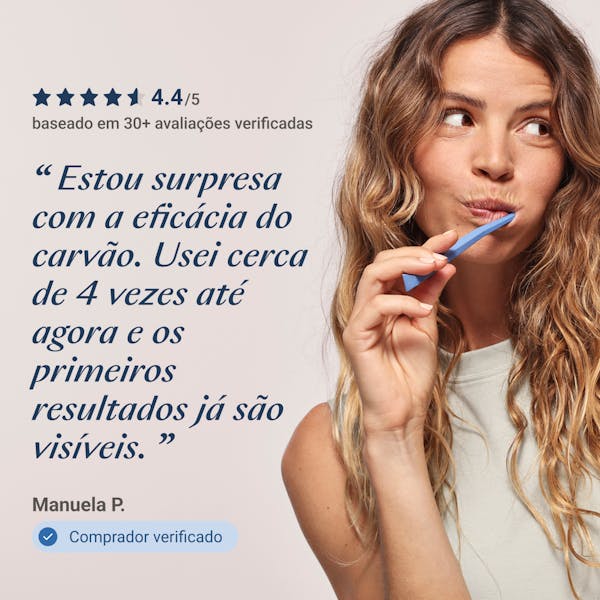 Carvão Clareador ALPINE WHITE – pó clareador dental com carvão ativado, que remove manchas, placa bacteriana e tártaro naturalmente, deixando os dentes mais brancos e o hálito refrescante. Produto vegano e cruelty-free.