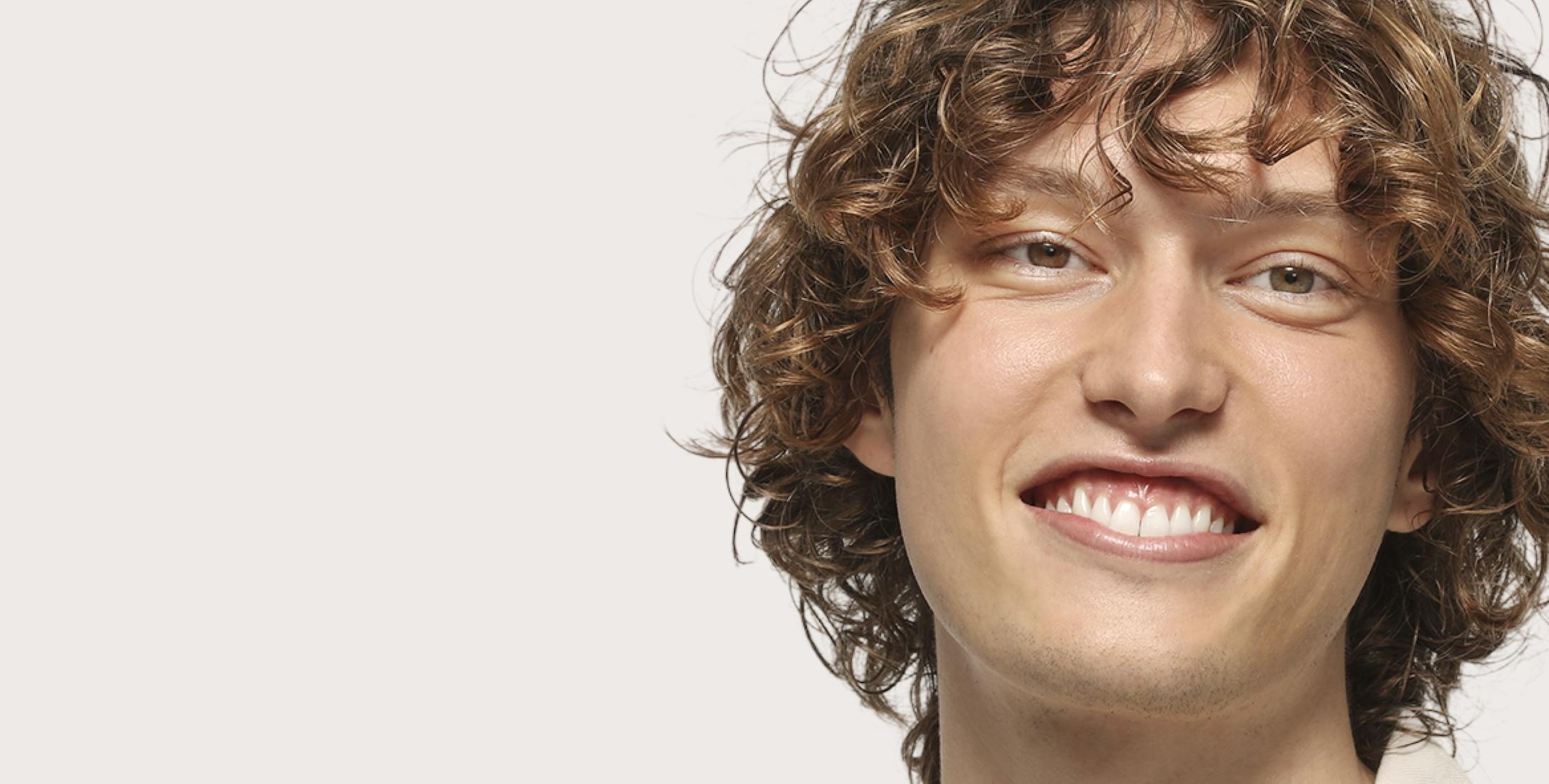 Aligner, unsichtbare Zahnschienen, Aligner Behandlung, Aligner Schweiz, Spark Aligner, Zahnkorrektur, Zahnschienen, Zahnspange Alternative, Zahnstellung korrigieren, Aligner Kosten, Aligner Erfahrungen, Aligner Beratung, Aligner online bestellen, Aligner Anbieter, Aligner Test, Alpine White Aligner, transparente Zahnschienen, Zahnkorrektur Erwachsene, Aligner Tragekomfort, Zahnschienen kaufen