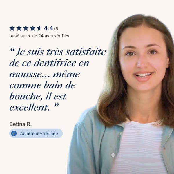 Mousse blanchissante 2-en-1 Alpine White, pour des dents visiblement plus blanches et une haleine fraîche immédiate. Formule suisse innovante, sans peroxyde, idéale à domicile ou en déplacement.