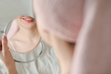 Home-Bleaching, professionelle Zahnbleaching-Behandlungen, Kostenvergleich, Zahnaufhellung, Preis-Leistungs-Verhältnis, effektive Bleaching-Methoden, Zahnarztpraxis, Bleaching-Kosten, strahlendes Lächeln, Zahnpflege, Bleaching-Optionen, günstige Zahnaufhellung, Zahnkosmetik, Bleaching-Preise, Zahnästhetik, sichere Bleaching-Methoden, individuelle Bleaching-Lösungen, Bleaching-Budget, Zahnbleaching zu Hause, professionelle Zahnaufhellung