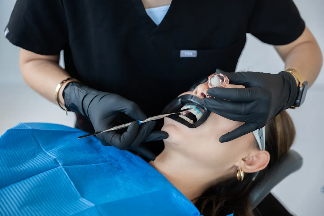 Gentle bleaching without hydrogen peroxide: Discover your radiant smile ...