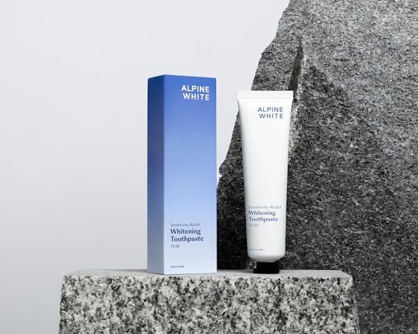 alpine white, hygiène dentaire, dents saines, pâte dentifrice blanchissante, blanchiment, alpine white studio, dentifrice