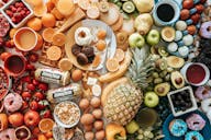 blanchiment, blanchiment des dents, régime blanc, premiers jours, décoloration, émail des dents, aliments clairs, aliments colorants, soins dentaires, dentifrice, hygiène bucco-dentaire, nettoyage professionnel des dents, cabinet dentaire, blanchiment des dents, traitement de blanchiment, belles dents, régime correct, décoloration des dents, dents blanches, dents blanchies, peroxyde d'hydrogène, blanchiment, dents plus sensibles.