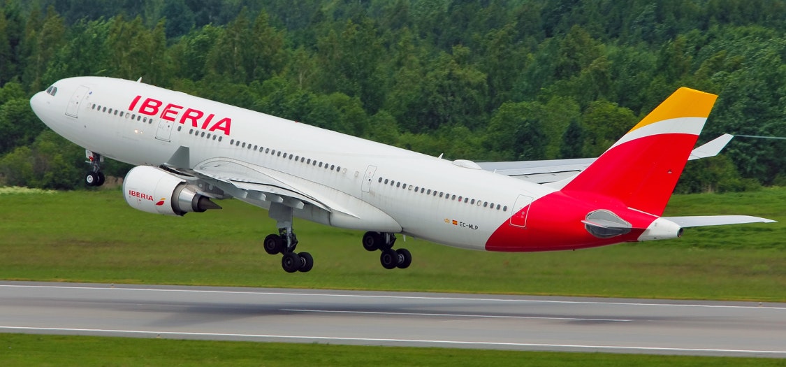 Picture of Iberia airliner taking off