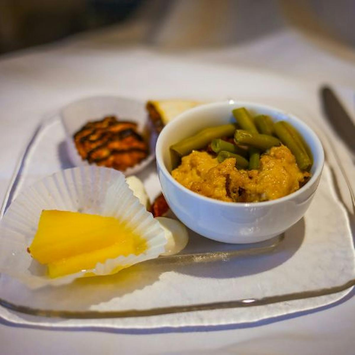 Guide to Airlines Offering Oriental Vegetarian Airline Meals