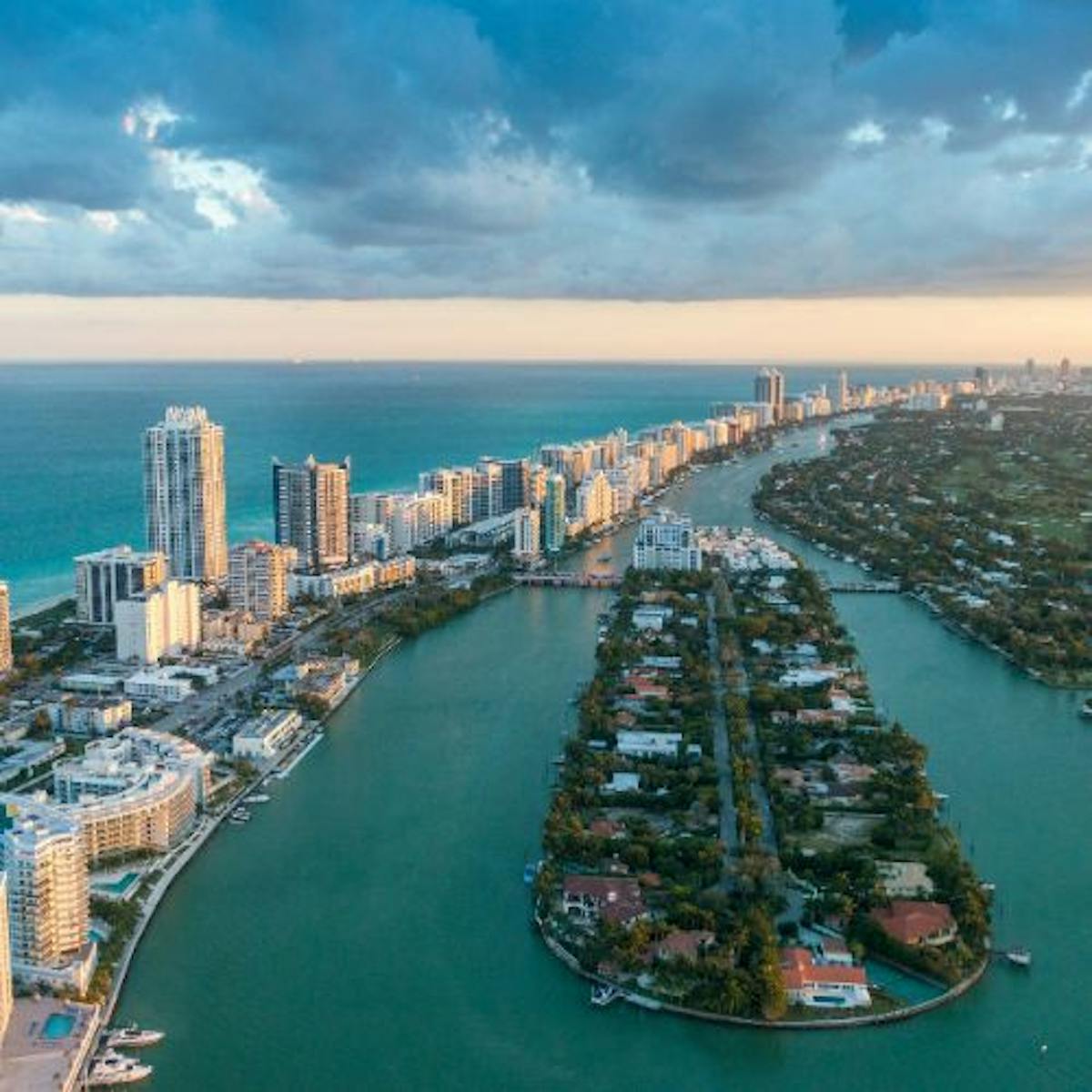 Book Flights to Florida with Alternative Airlines