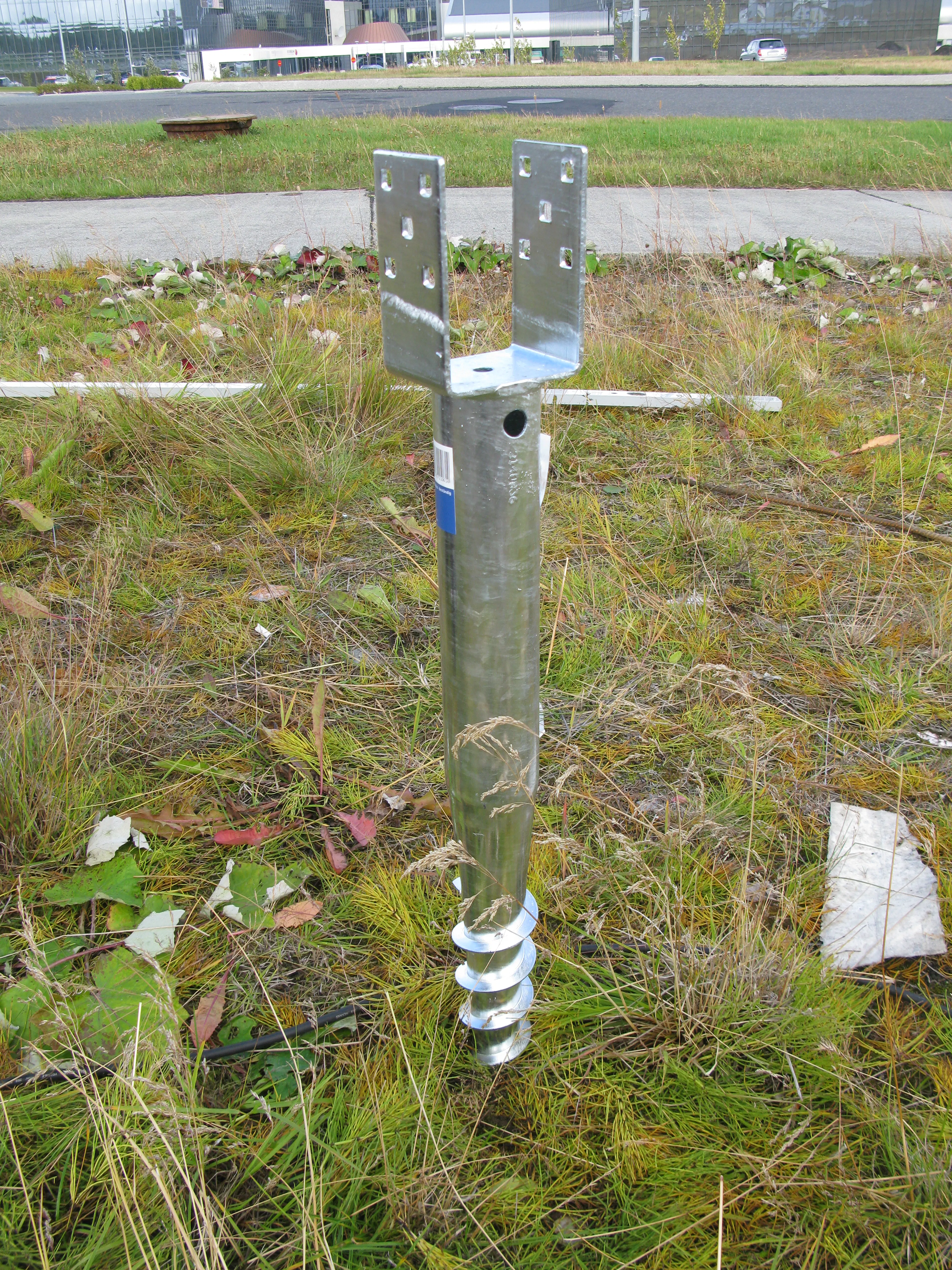 Jarðvegsskrúfur f/palla
