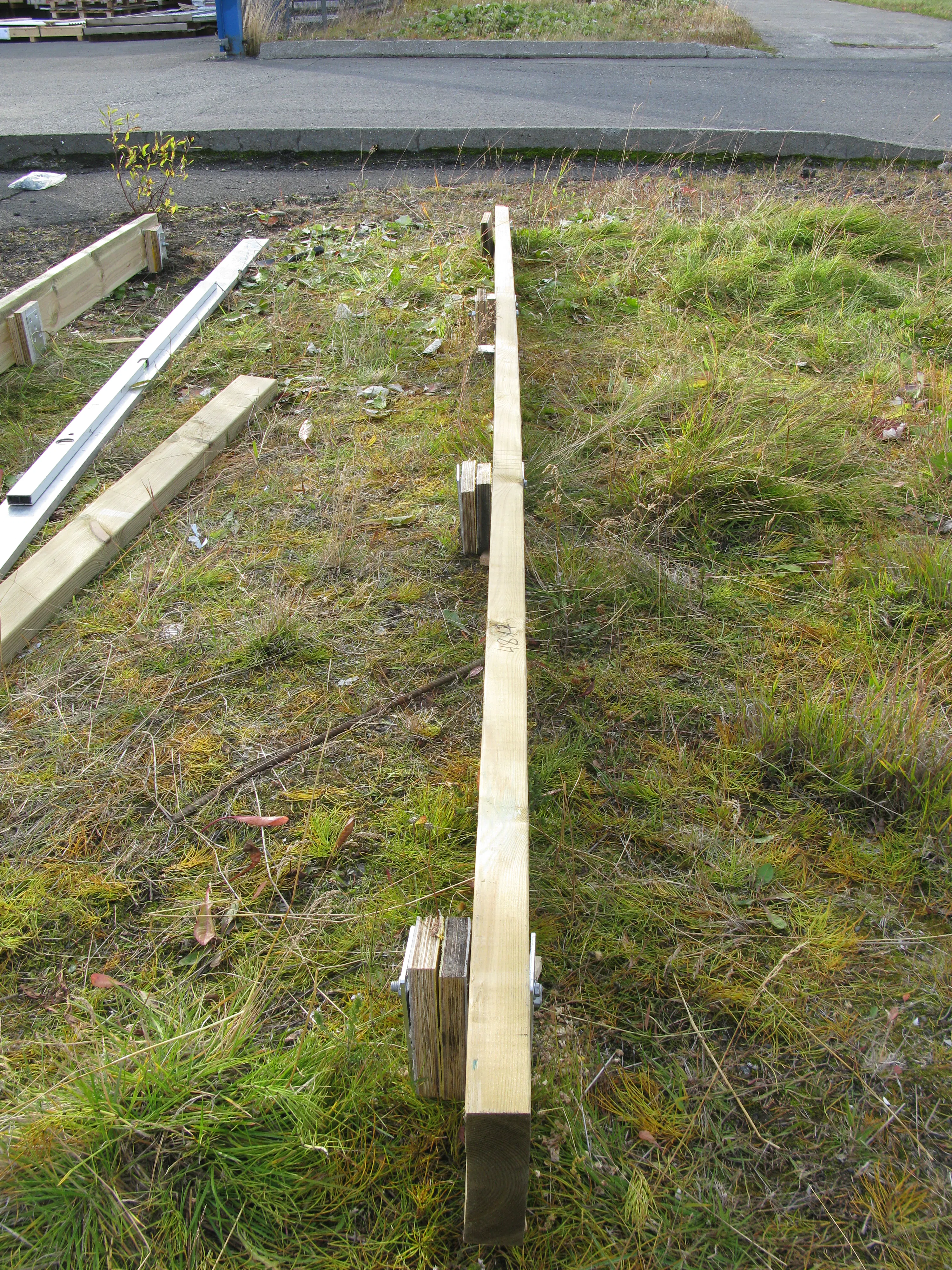 Jarðvegsskrúfur f/palla