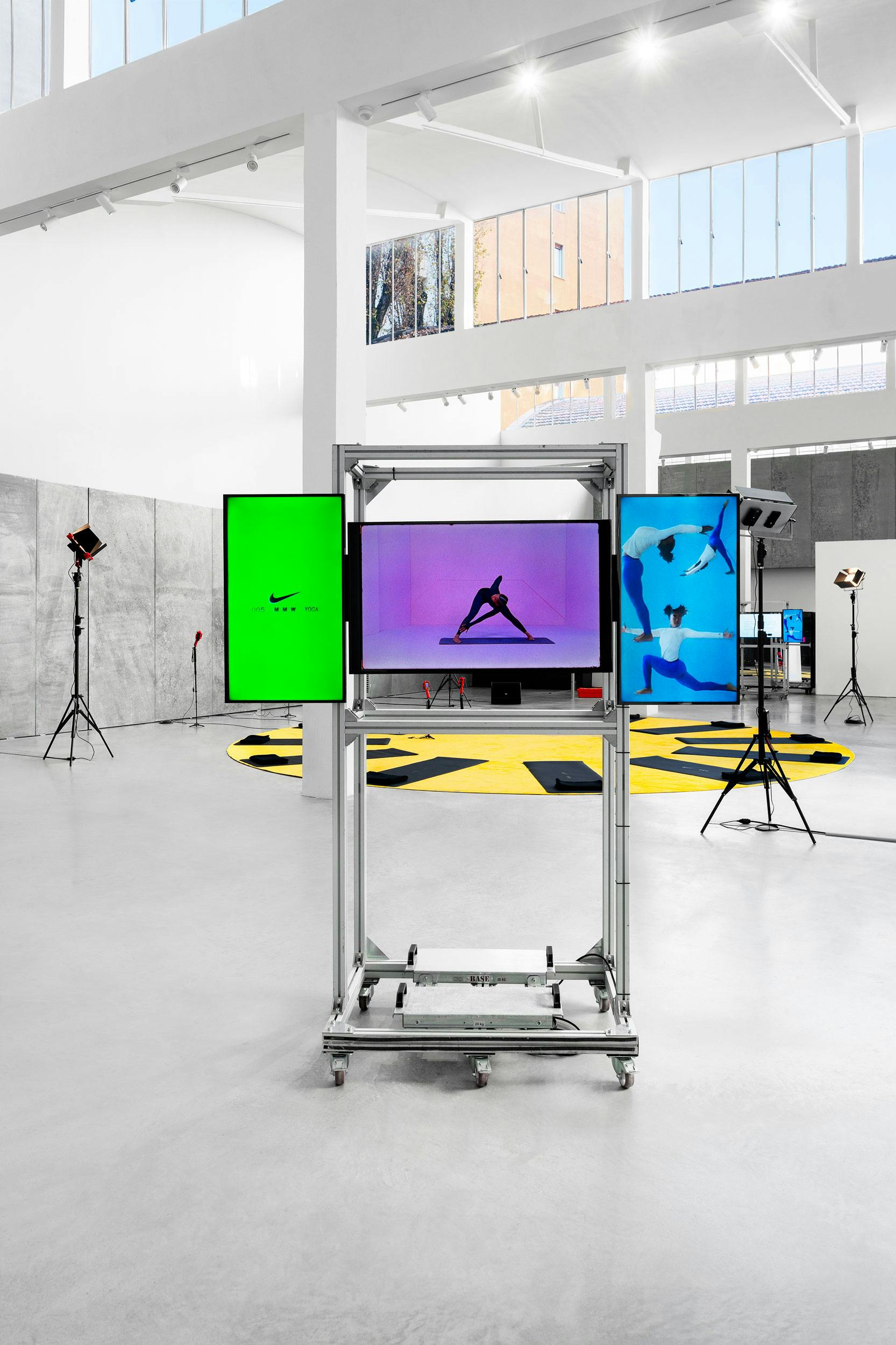 Nike MMW 5.0 – Yoga Collection Launch  ALTOFRAGILE Servizi per l'arte  contemporanea