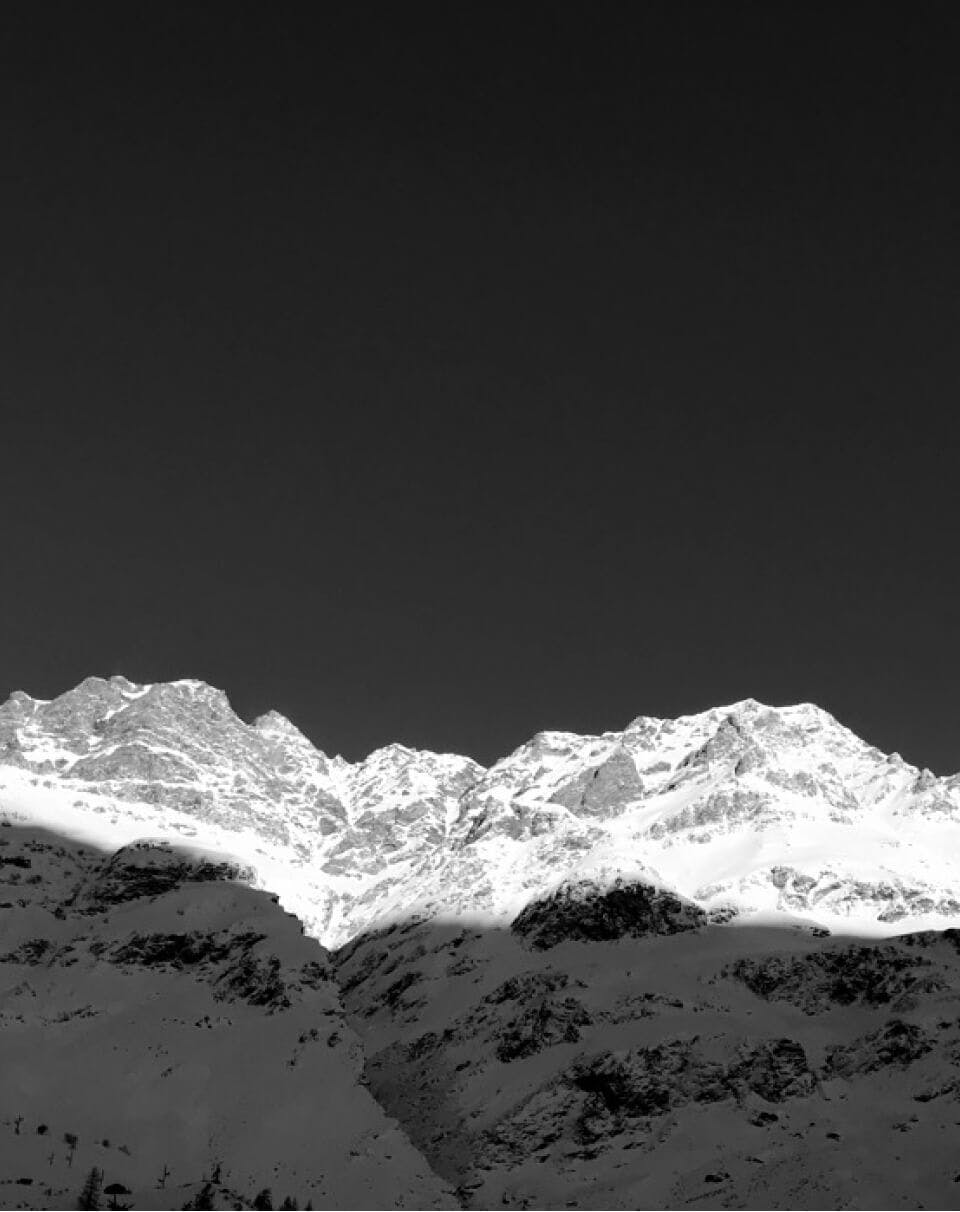 B&W Mountains 