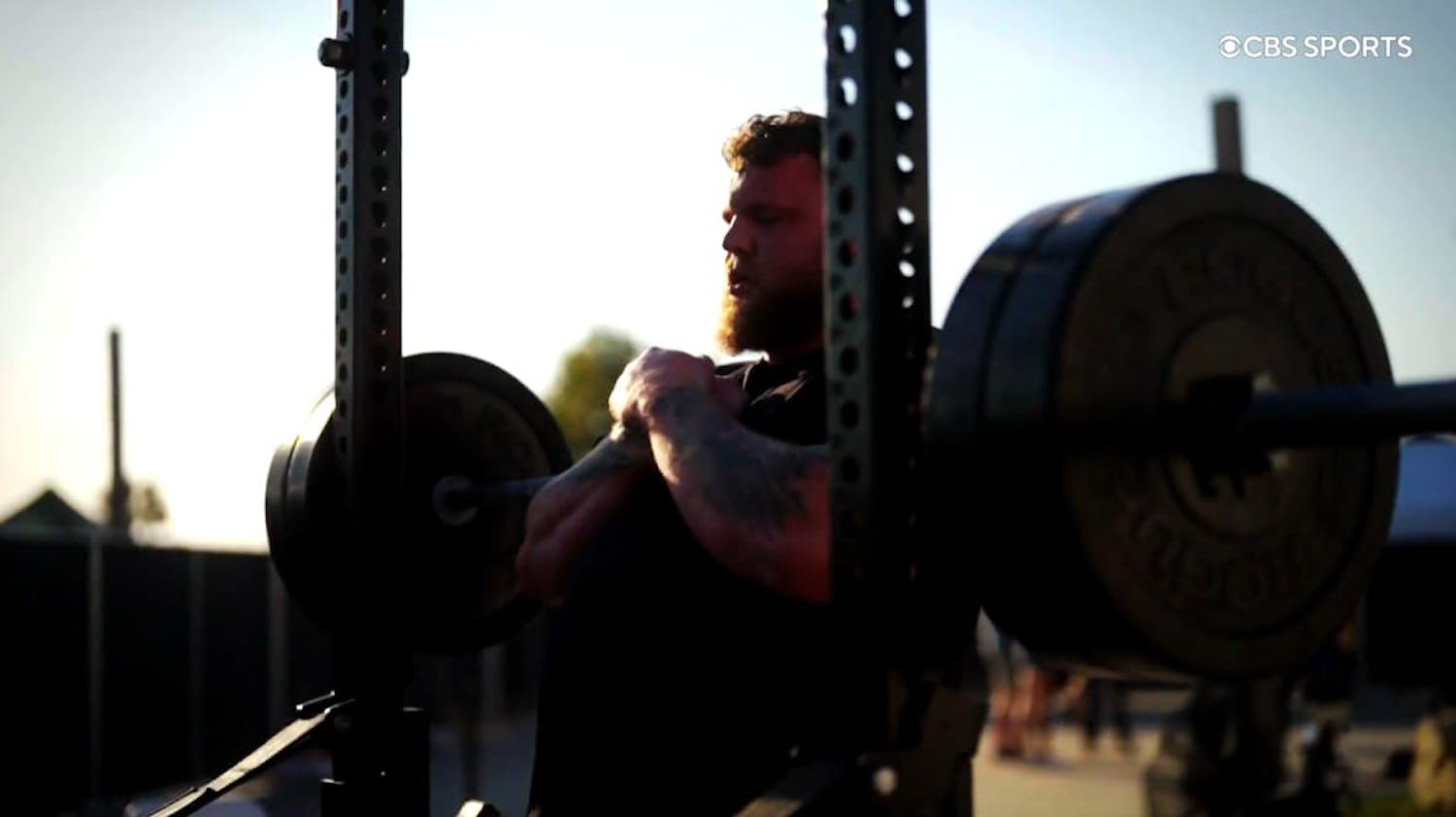 Man lifting weights