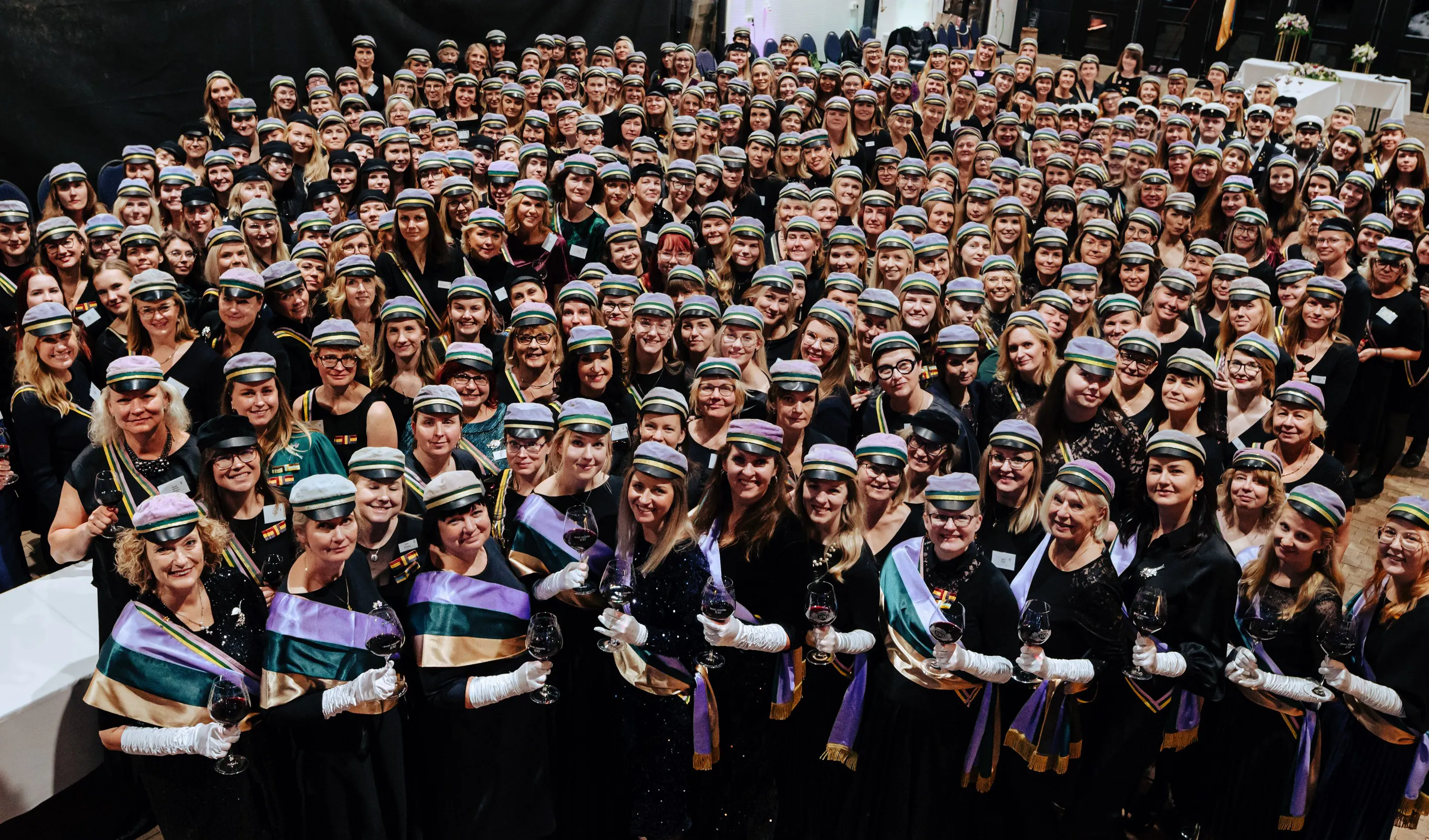 Amicitia liikmed 100. juubelikommersil