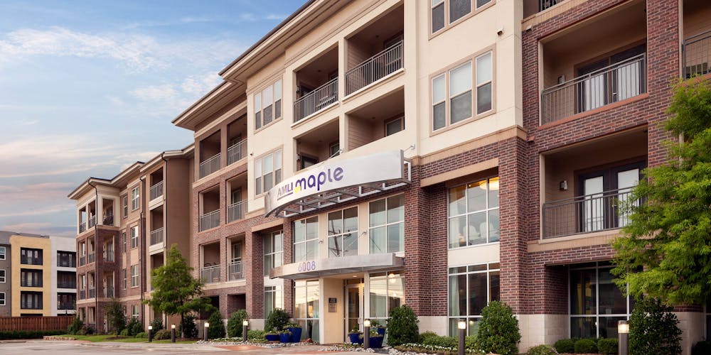 Medical District Apartments Dallas Tx Amli On Maple Medical District Apartments Dallas Tx Amli On Maple