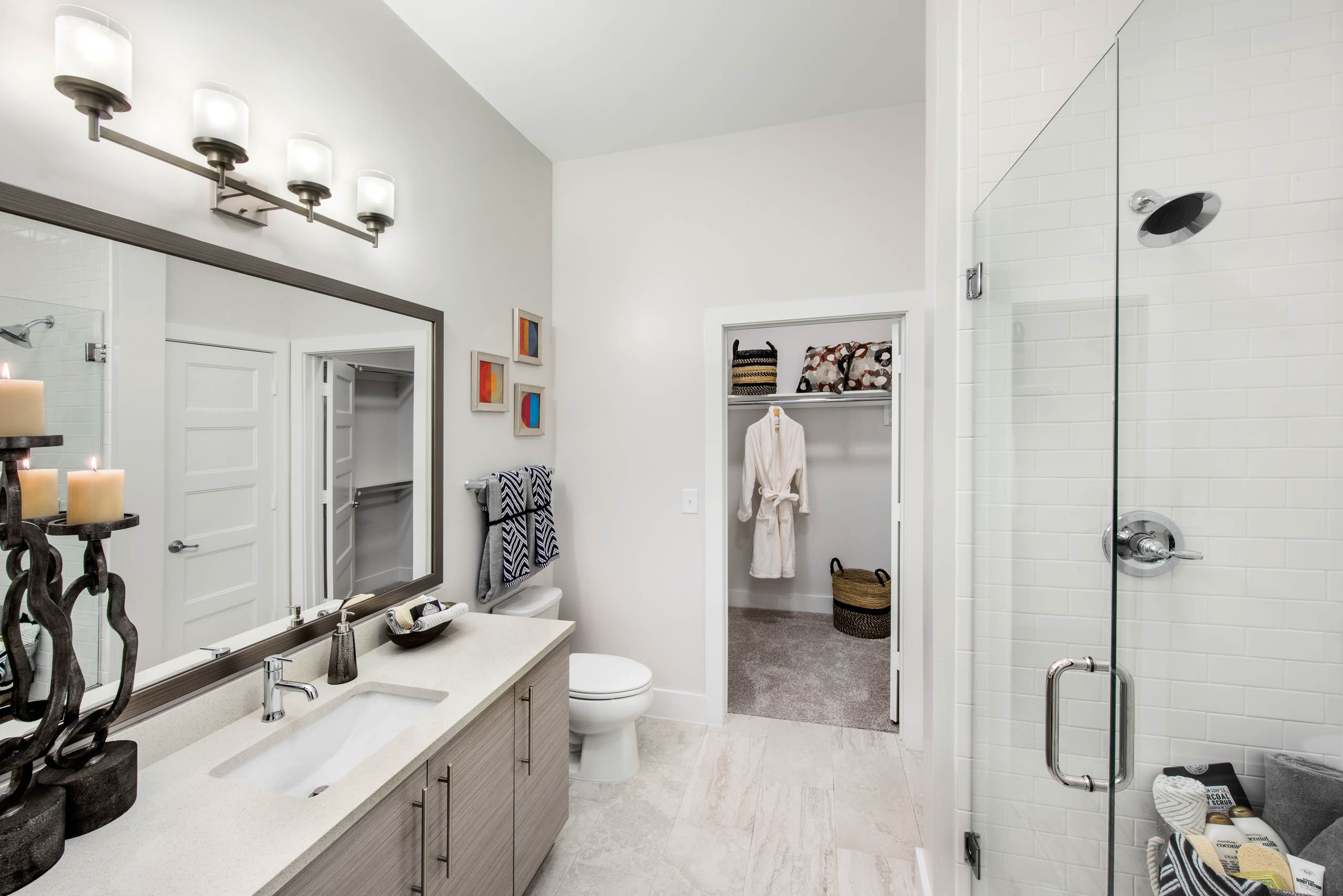 Rental Bathroom Decor Ideas Amli Residential