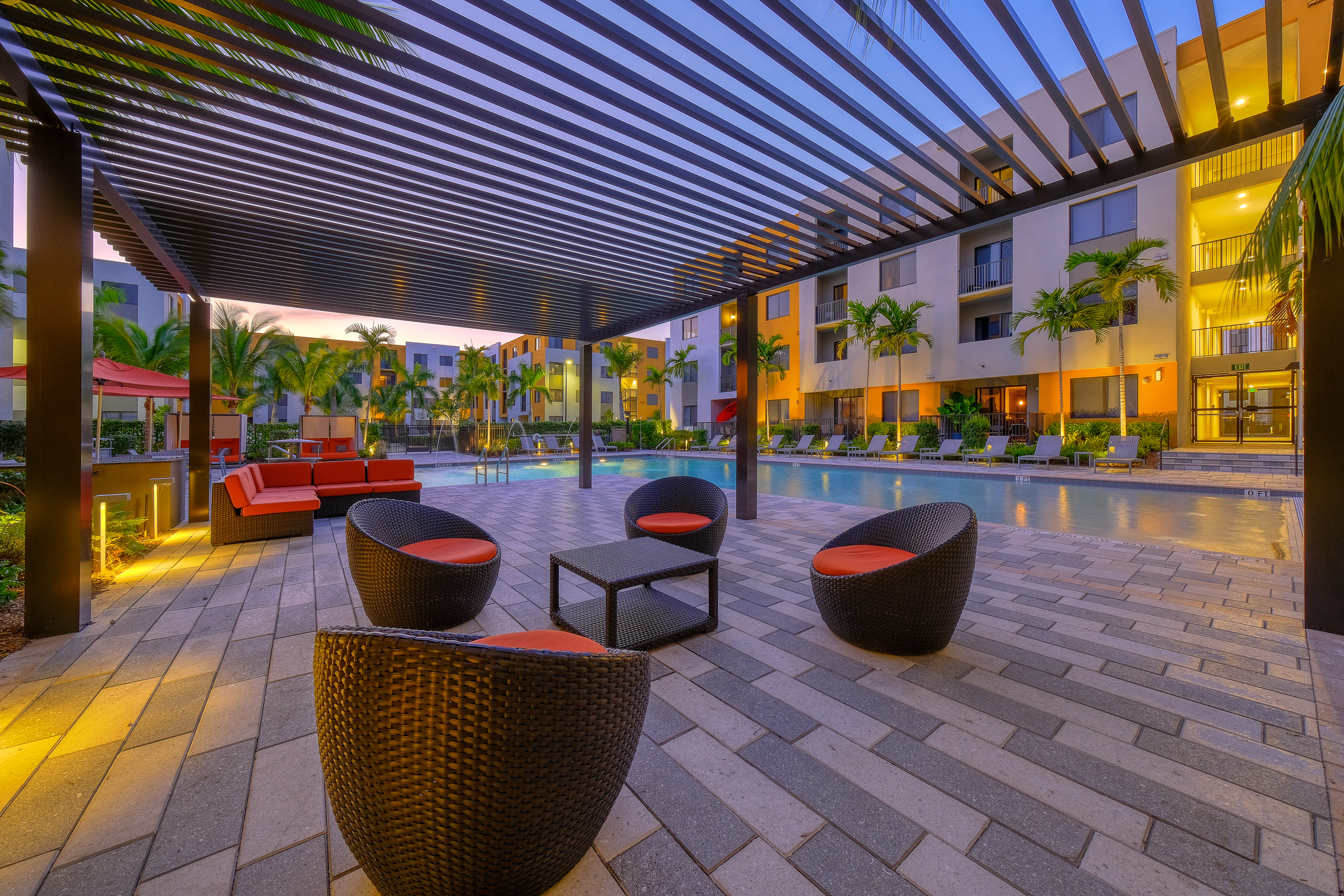 Luxury Apartments in Doral FL Amenities AMLI 8800