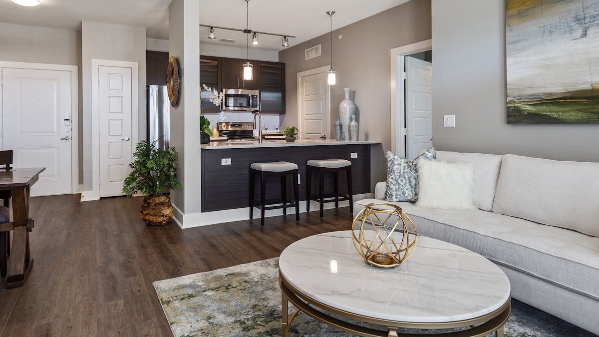 AMLI Apartment Lounge