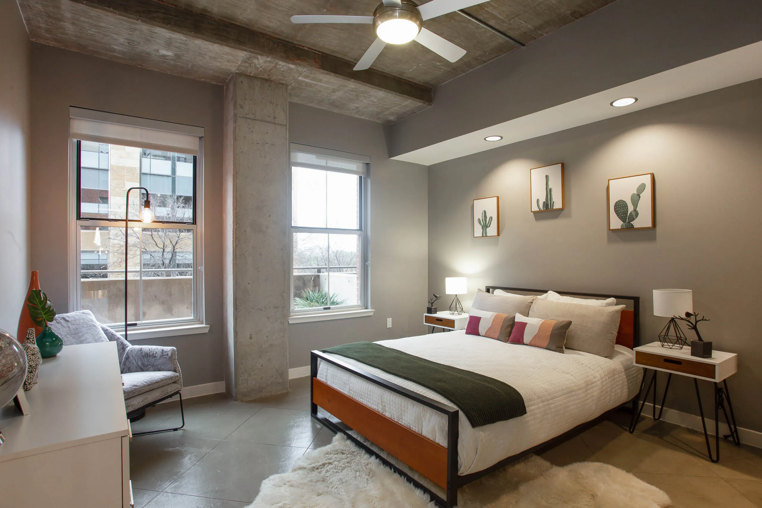 AMLI Downtown bedroom interior photo - Austin, TX