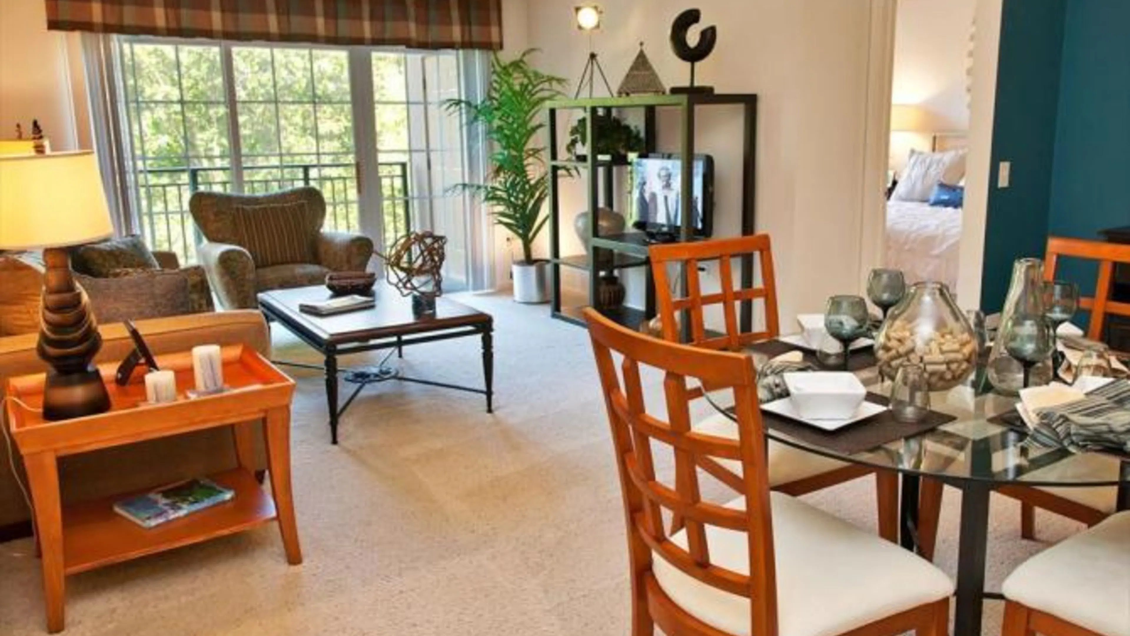 AMLI at Museum Gardens luxury apartment