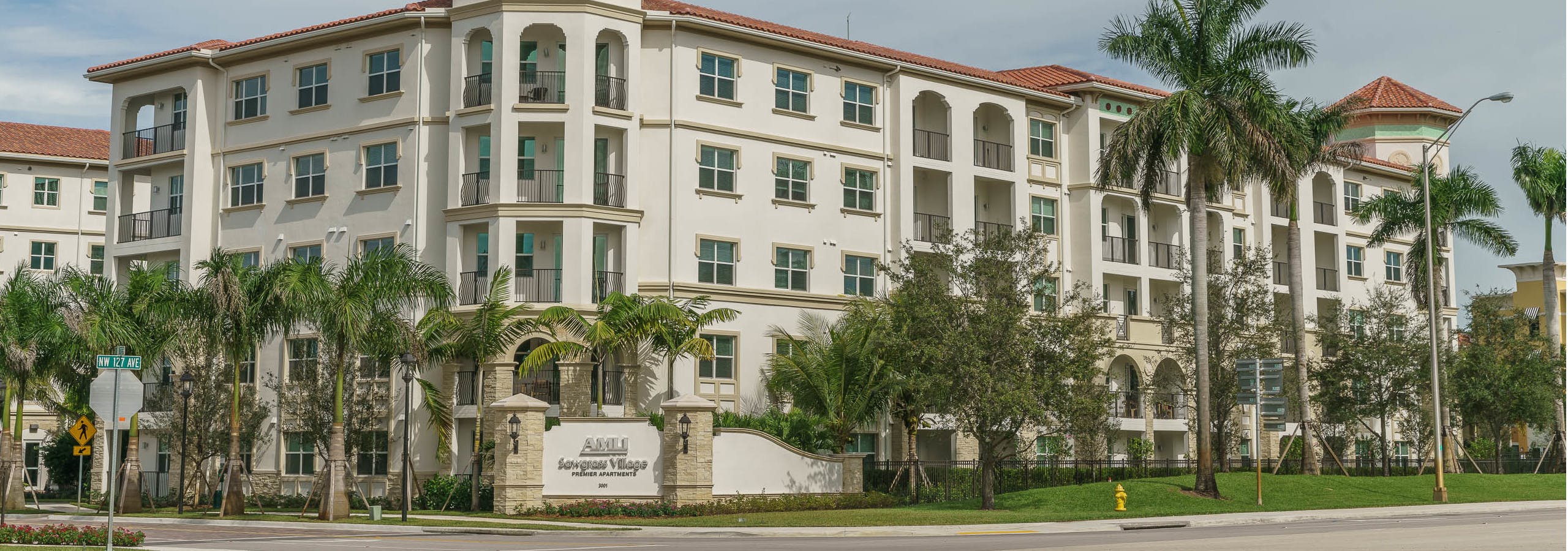 Sunrise Apartments Amli Sawgrass Village