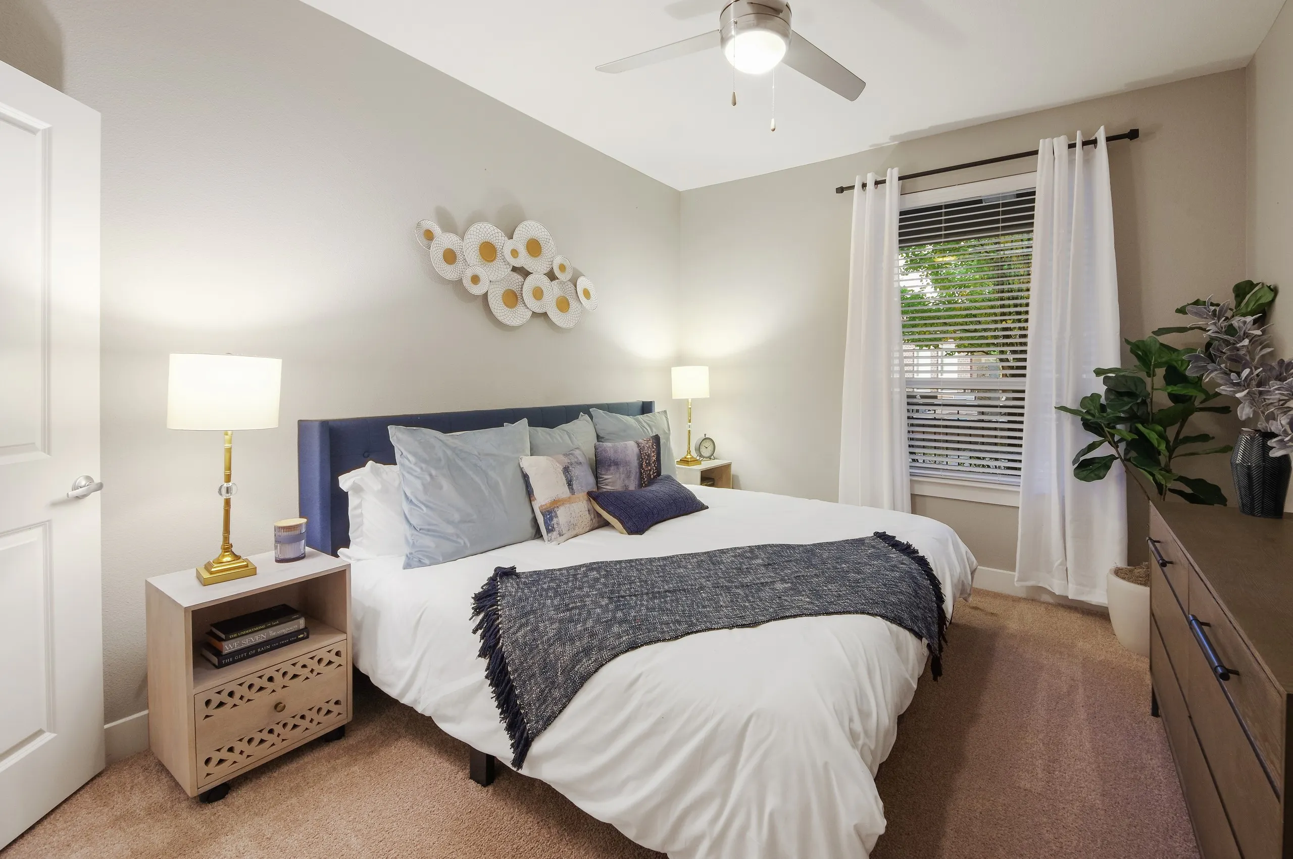 AMLI Riverfront Park bedroom interior - Denver, CO