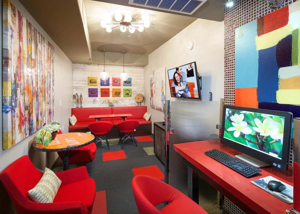 Clarksville Luxury Apartments in Austin, TX AMLI 300