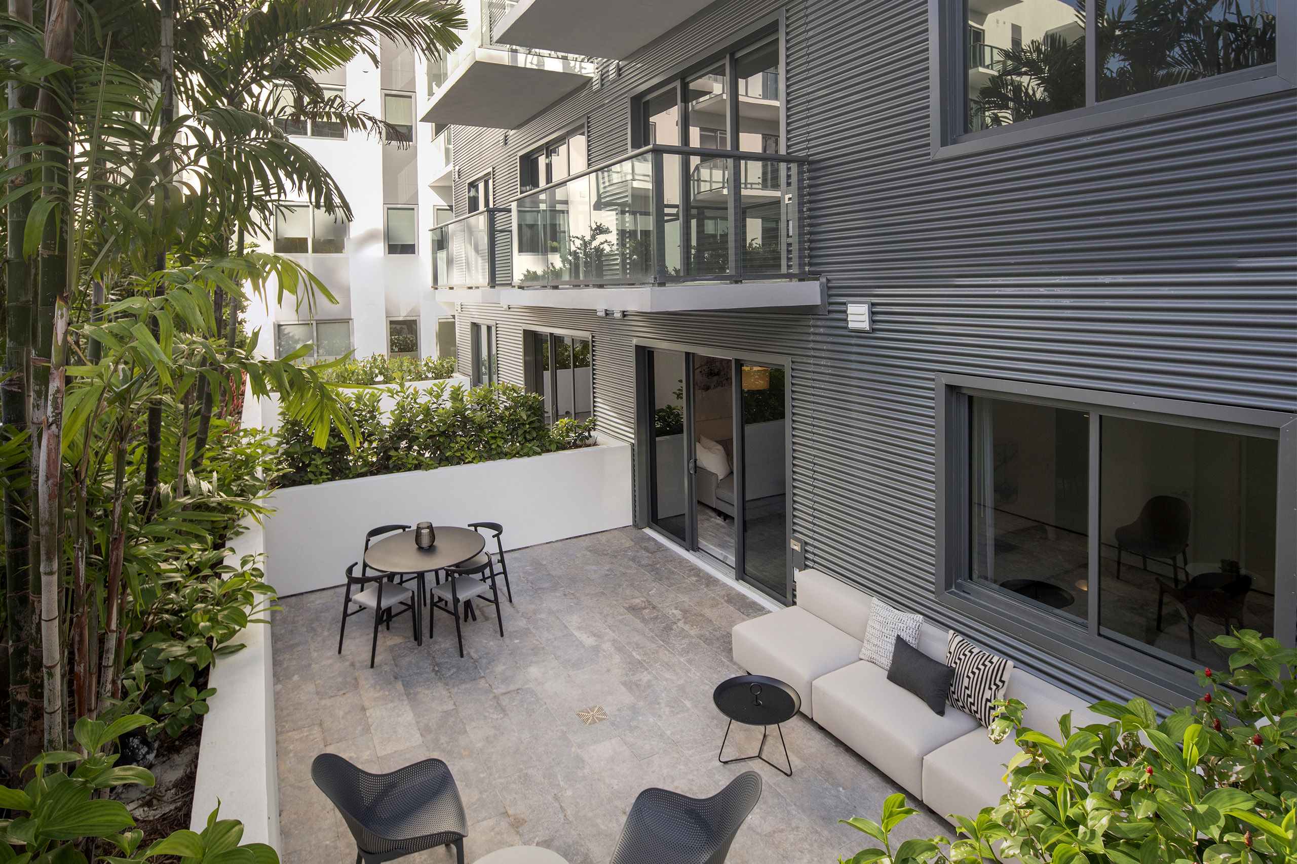 New Luxury Apartments in Midtown Miami AMLI Midtown Miami