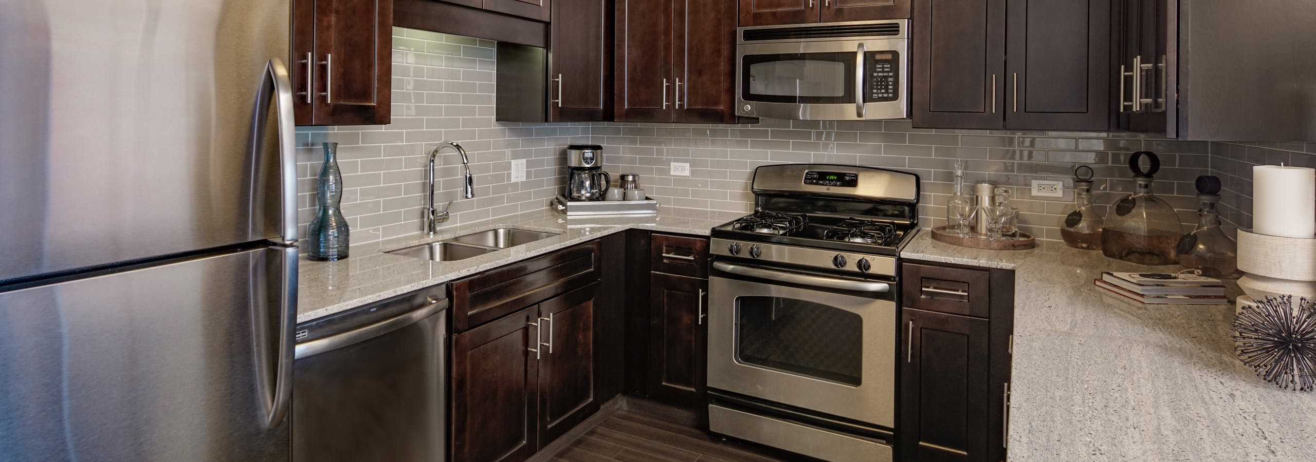 River North Apartments Amli River North