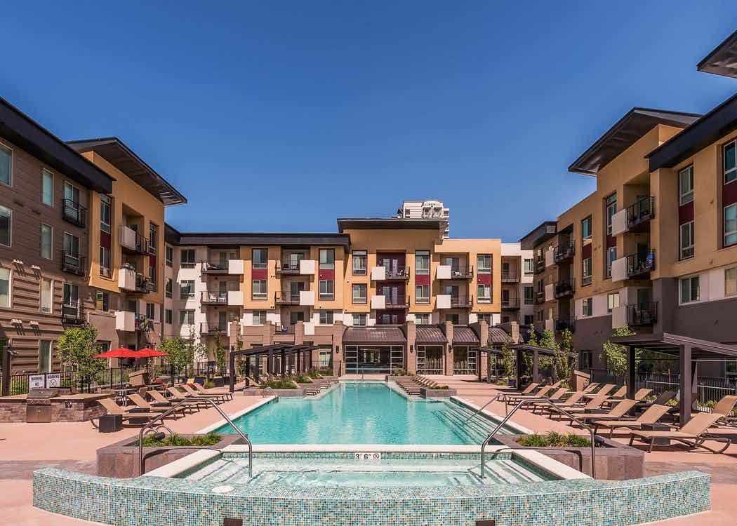 Luxury Apartments in Cherry Creek AMLI Cherry Creek
