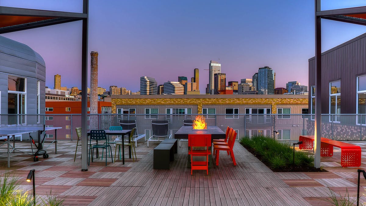 AMLI Apartment Lounge