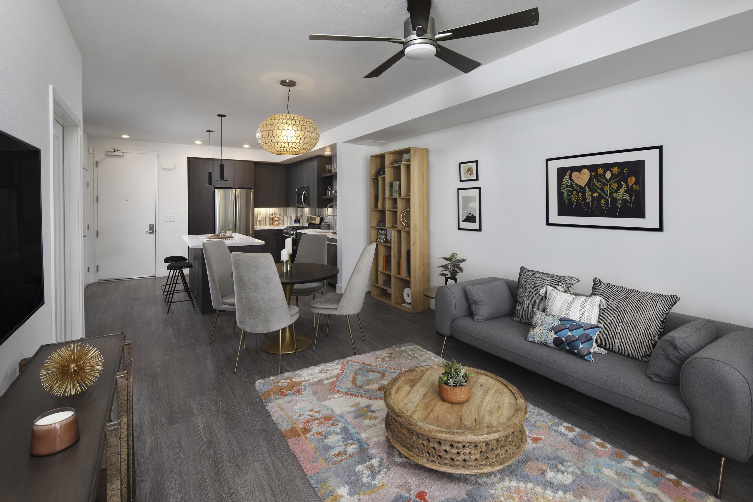 Luxury Apartments Long Beach Amenities AMLI Park Broadway