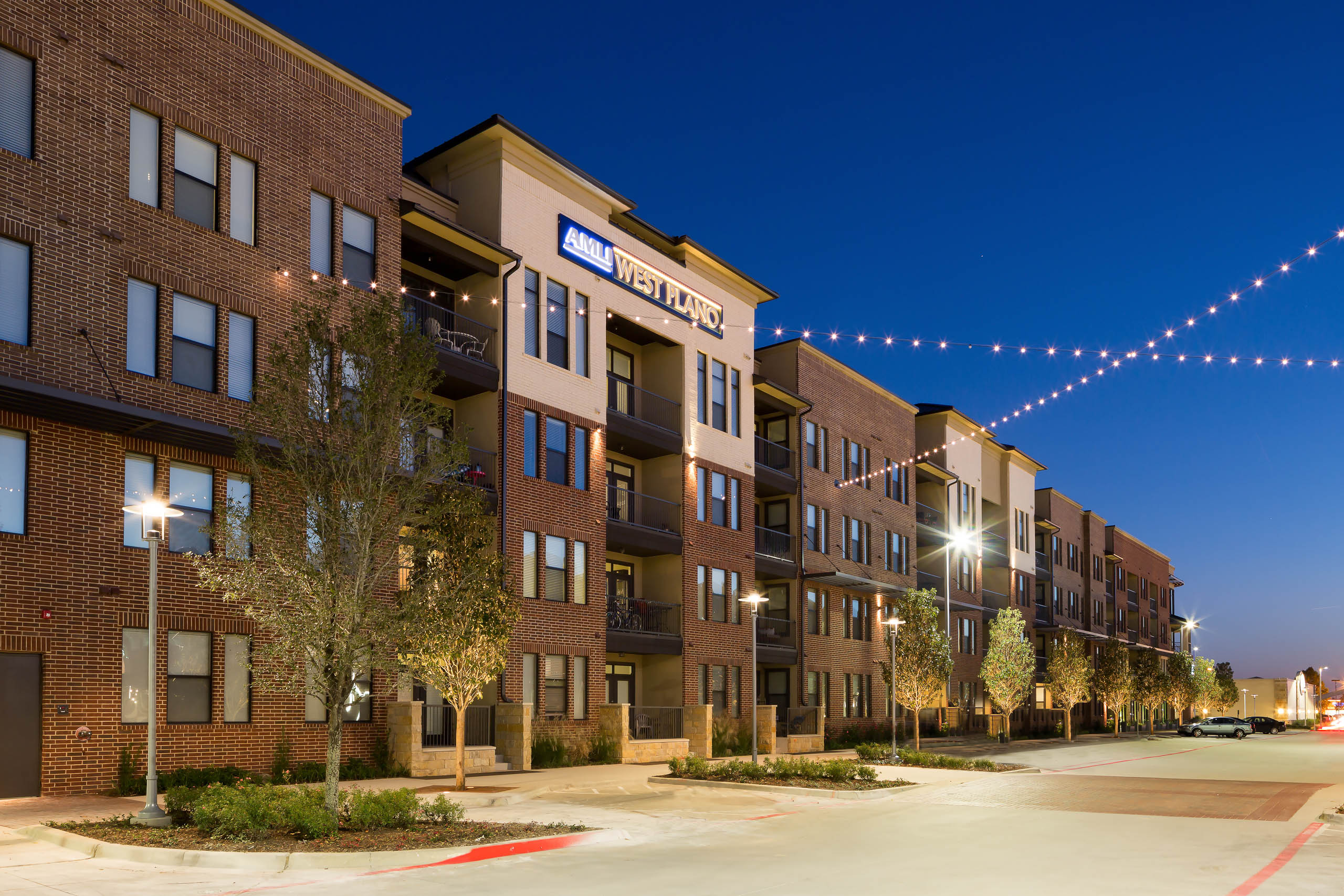 Contact Us for Tours, Inquiries & More | AMLI West Plano