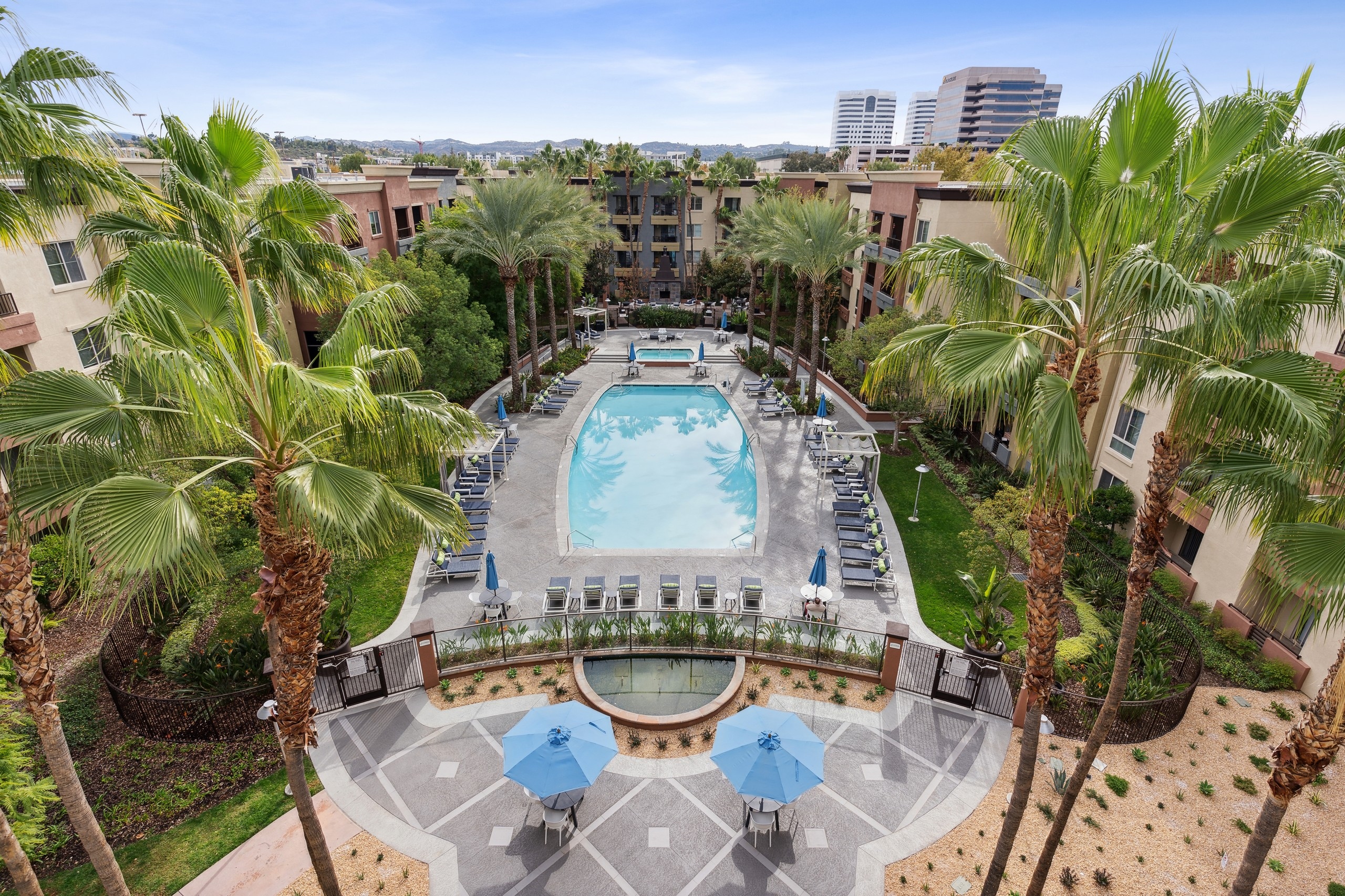 Apartments for Rent Woodland Hills AMLI Warner Center