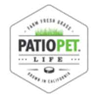 https://images.prismic.io/amli-website/6f78f009bb36d906075567eb18f4f18e40a462f0_amli-uptown-orqange_perks_patio-pet-life.jpg?auto=compress,format