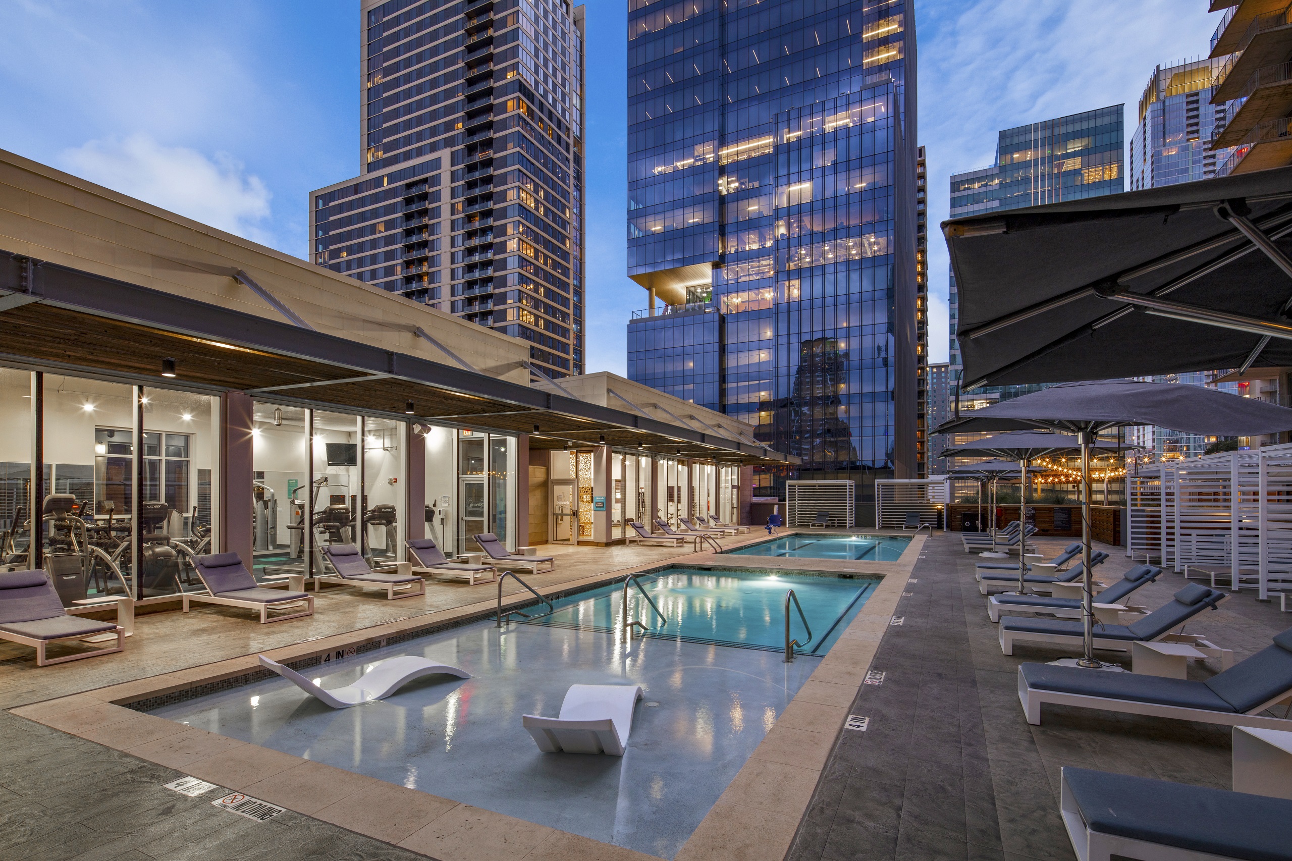 Downtown Austin Highrise Apartments AMLI on 2ND