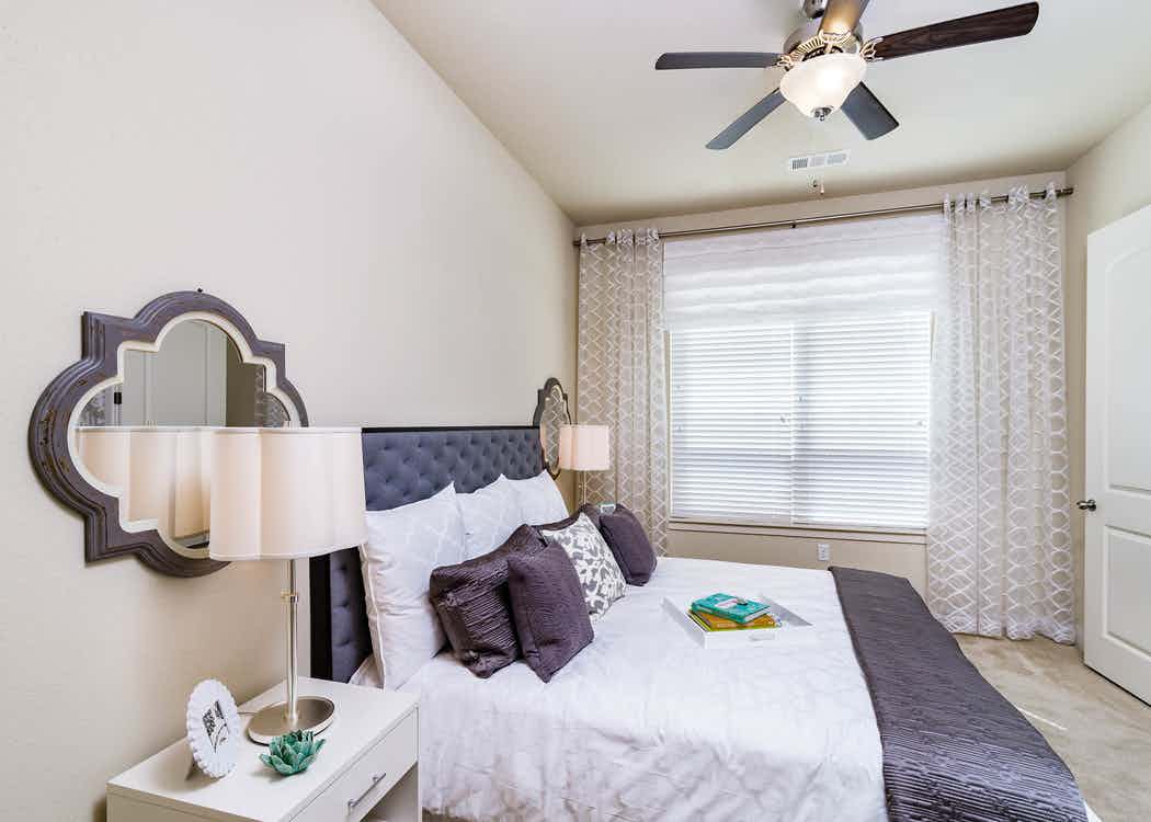 Lone Tree Luxury Apartment Amenities AMLI RidgeGate
