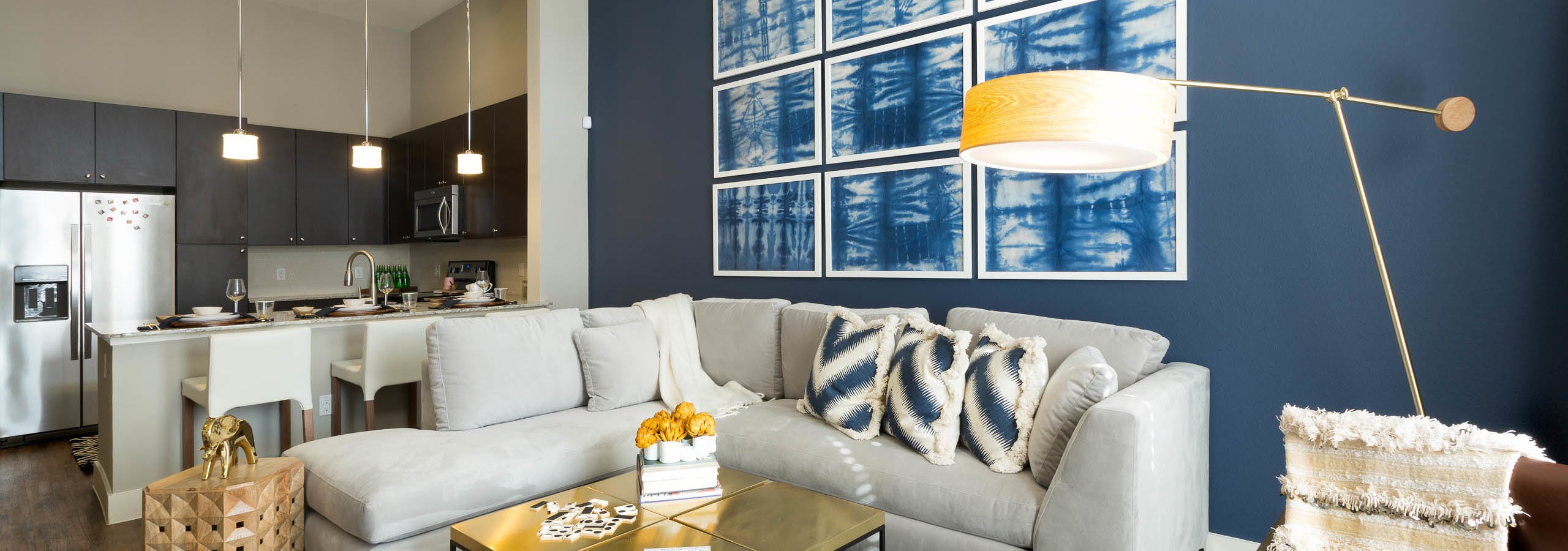 Living room & kitchen