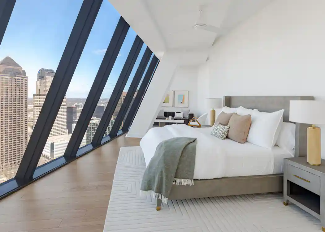 Stunning Penthouse View Apartment With Keyless Entry And Eco-Friendly Design image