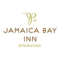 https://images.prismic.io/amli-website/8b0a906acc983fbaa017cfab5561ebbcf65b9ebe_amli-mdr_perks_jamaica-bay-inn.jpg?auto=compress,format