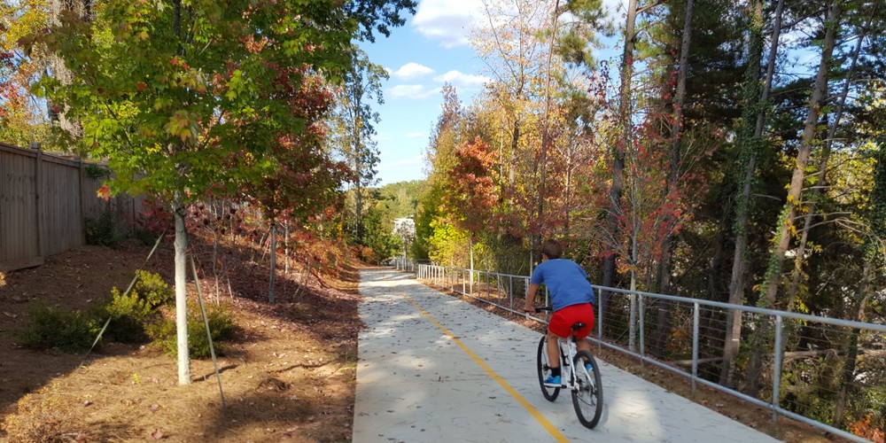 Living on Piedmont Rd Near Lindbergh MARTA | AMLI Piedmont Heights