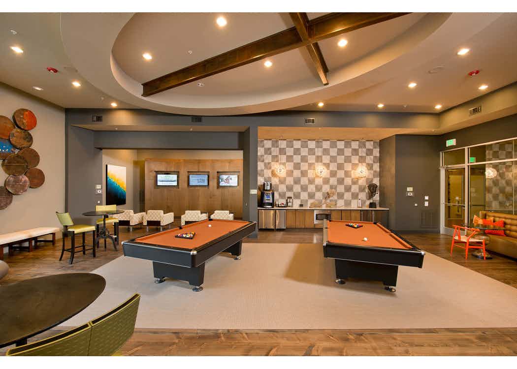 Lone Tree Luxury Apartment Amenities AMLI RidgeGate