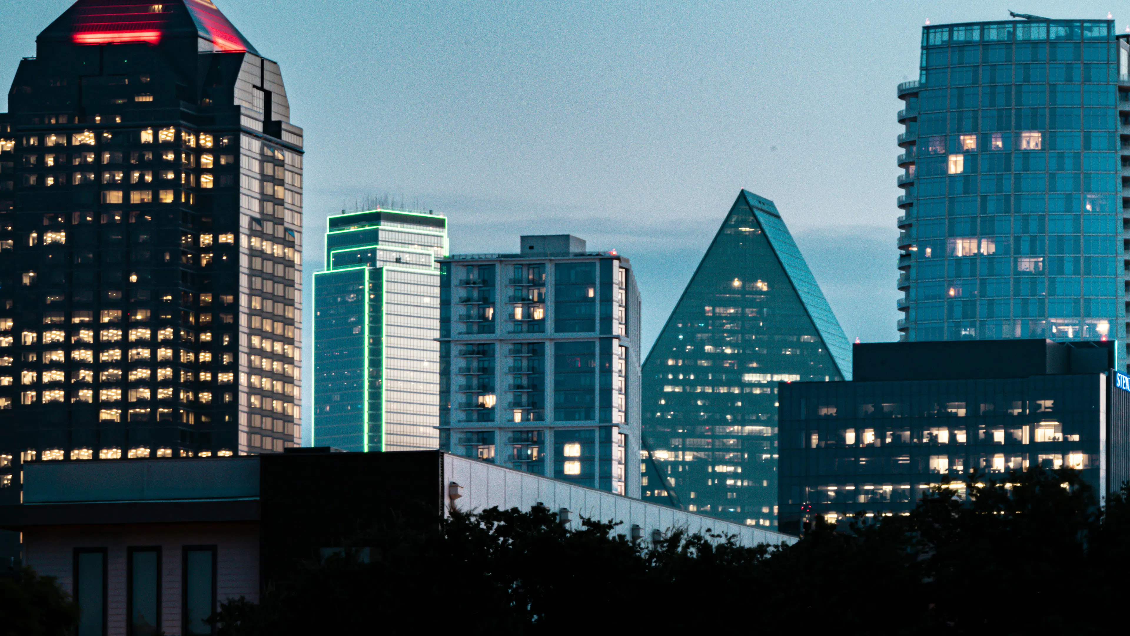 The Dallas skyline seen at night with Fountain Place in the background