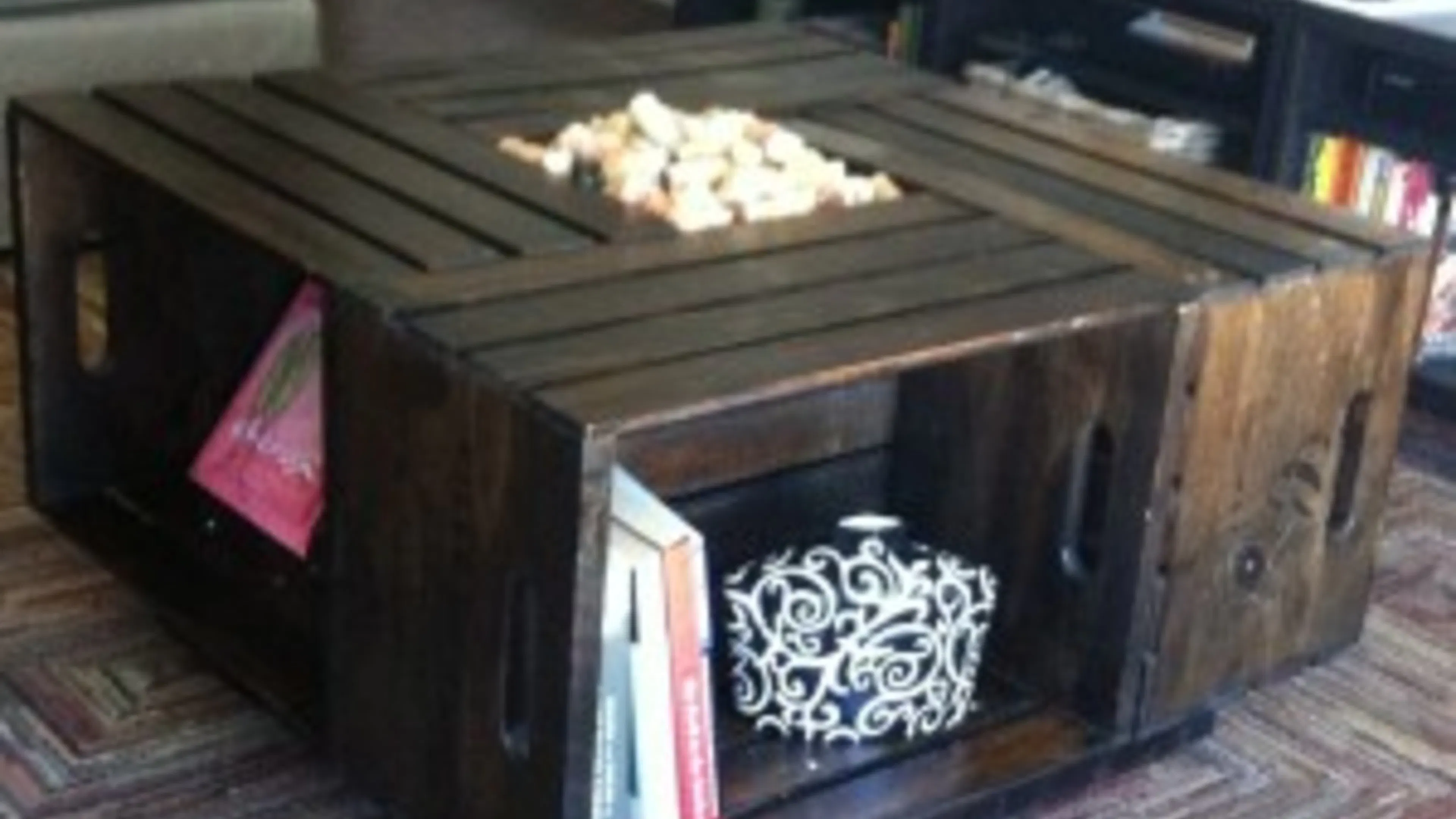 South Shore - Wine crate coffee table