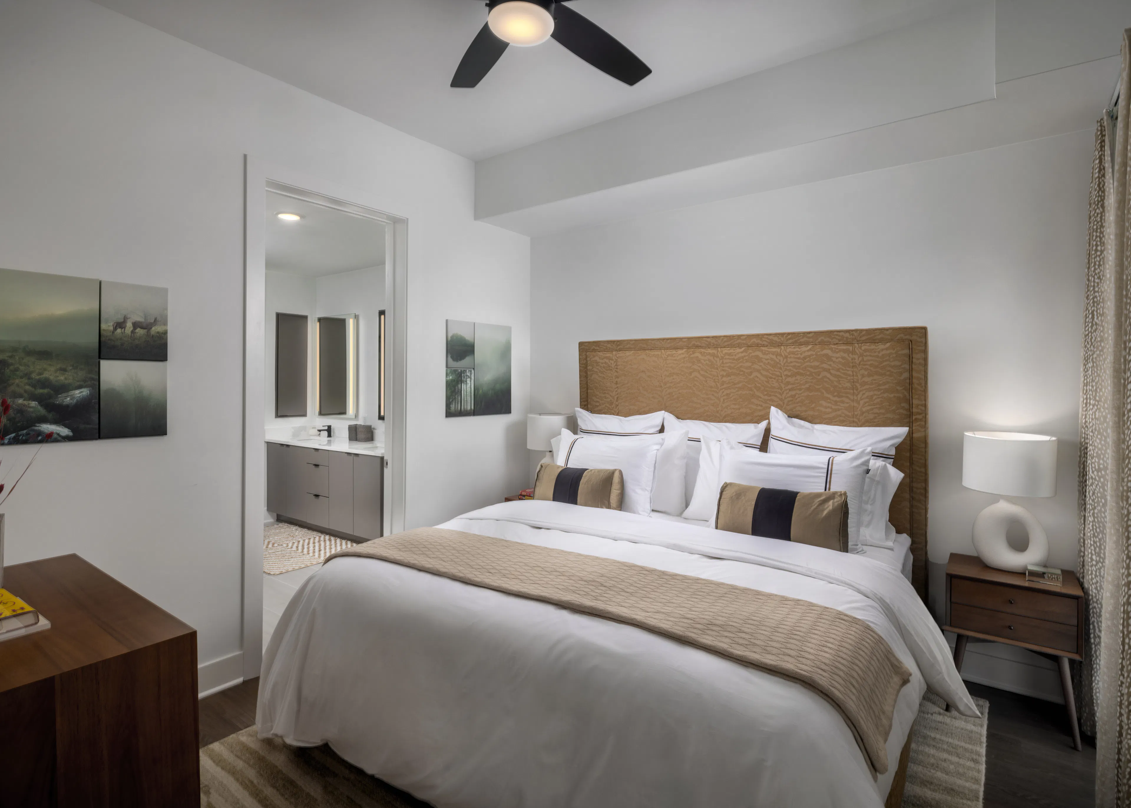 Bedroom with en suite bathroom