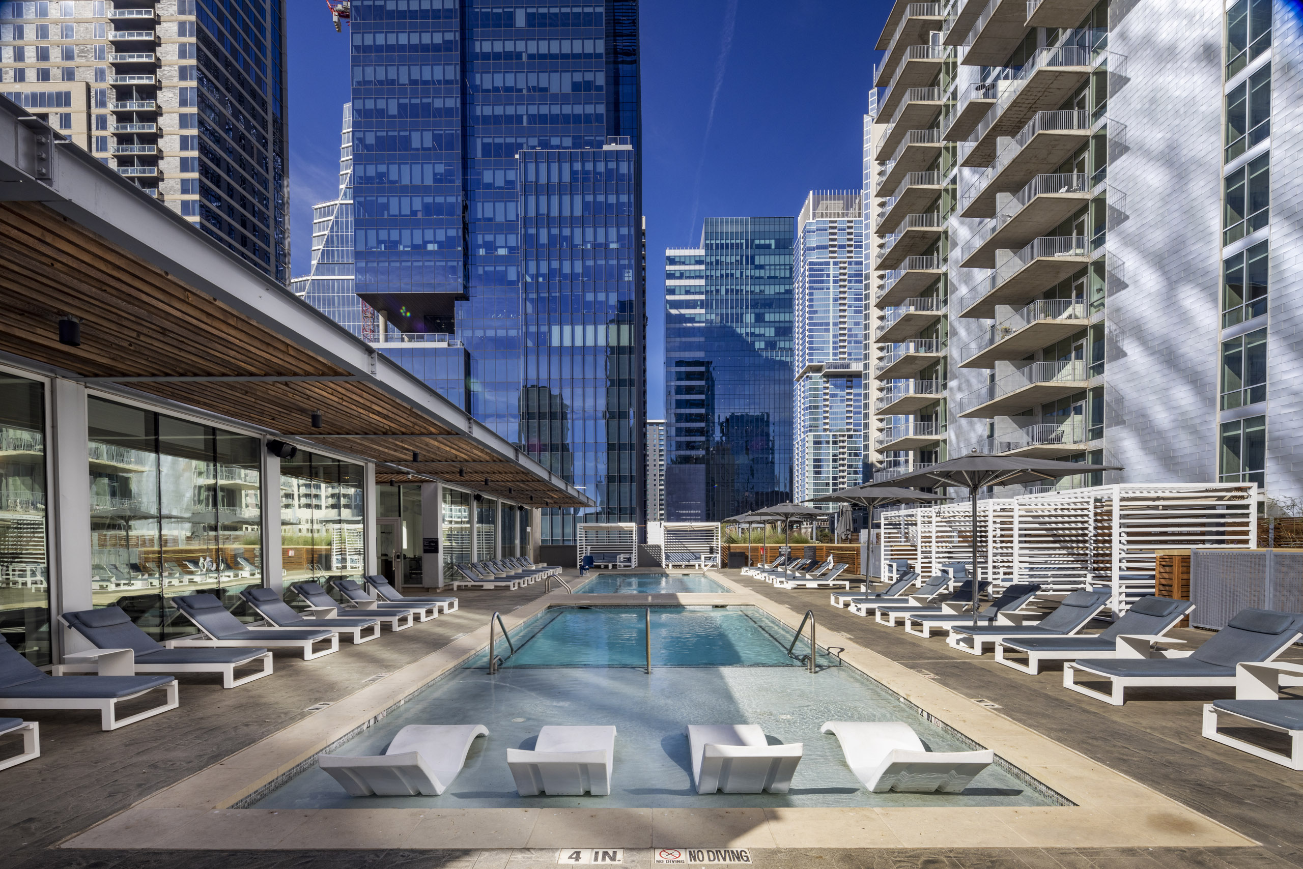 Downtown Austin Highrise Apartments AMLI on 2ND