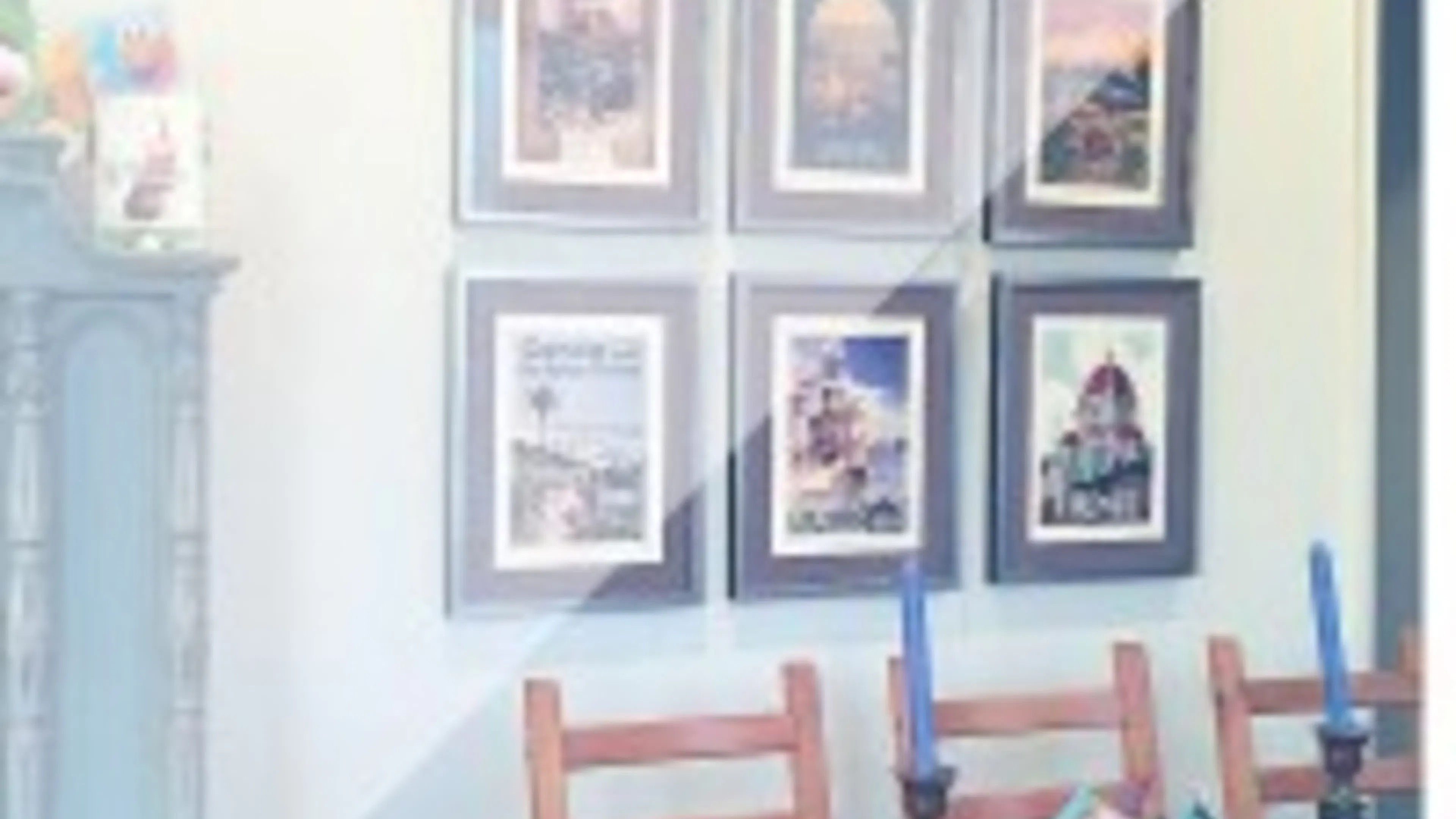 Tips for Creating a Chic Gallery Wall in Your Apartment
